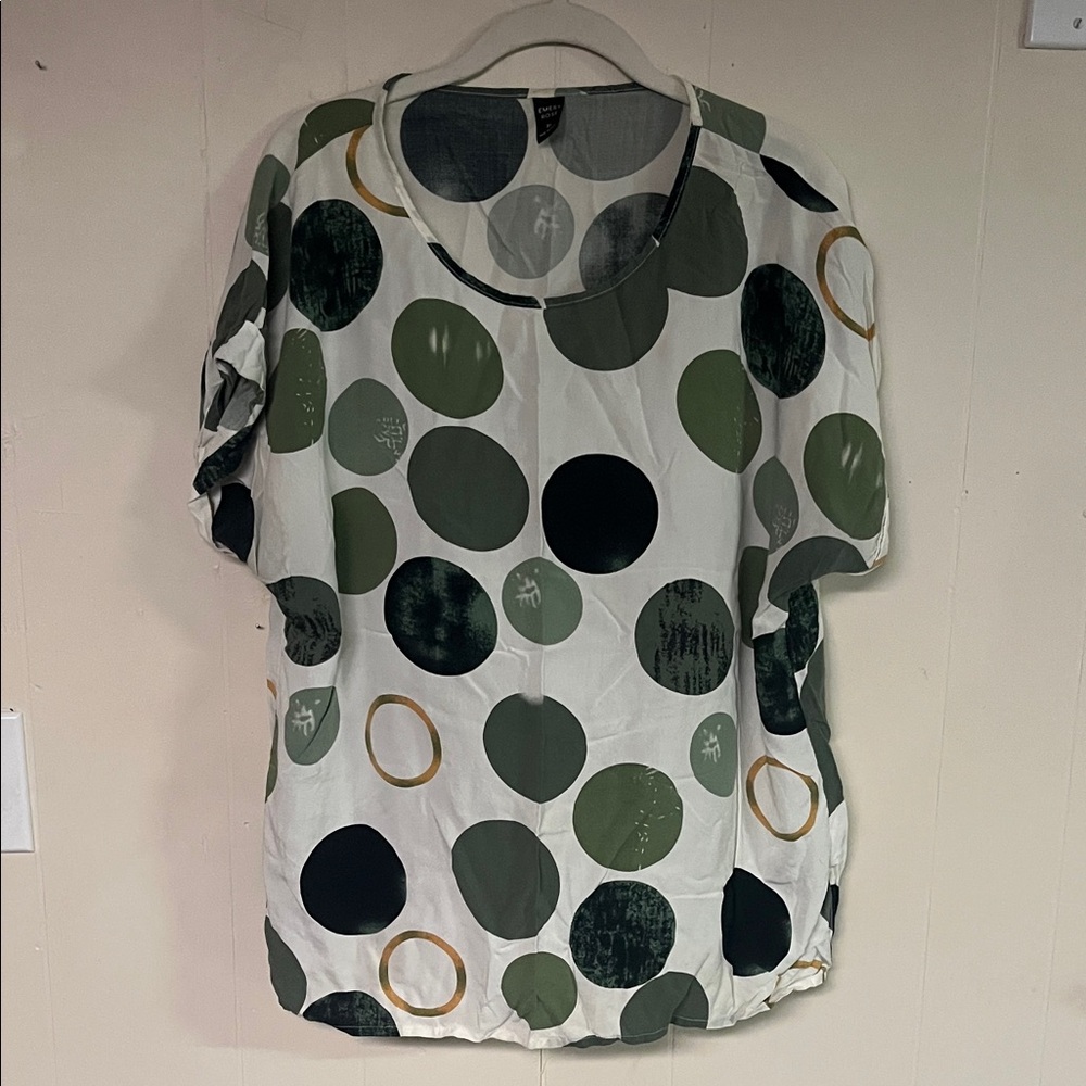 Chic Circle Pattern Short Sleeve Top